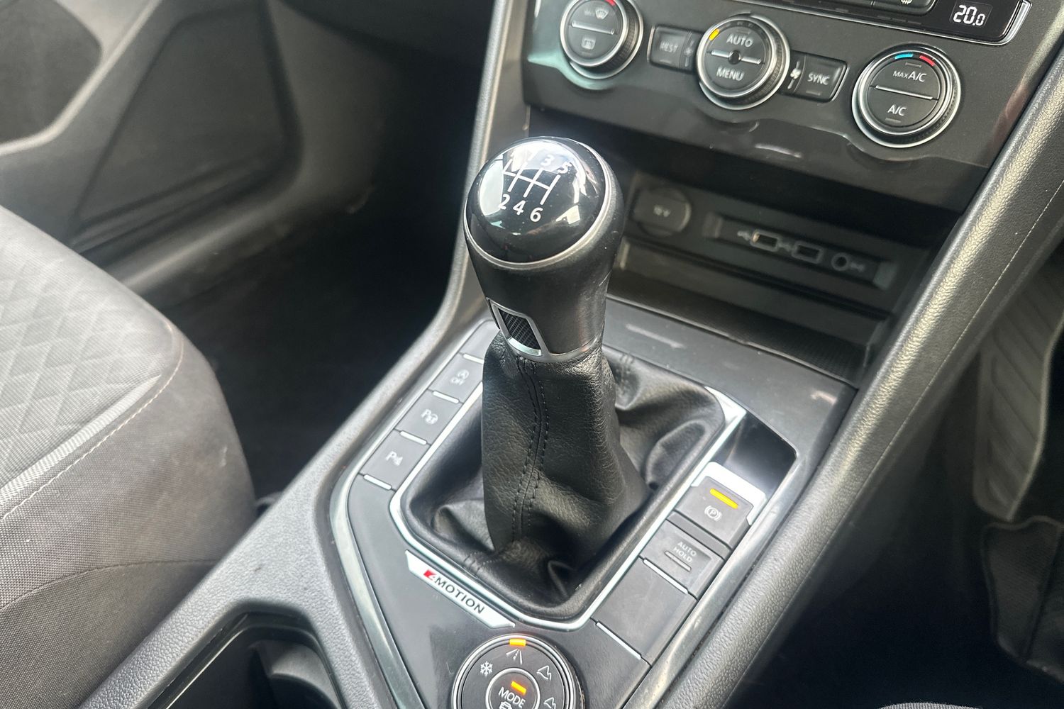 Used Volkswagen Tiguan 2020 for sale - 76502776: Photo 14