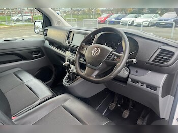Used Vauxhall Vivaro 2020 for sale - 75637603: Photo