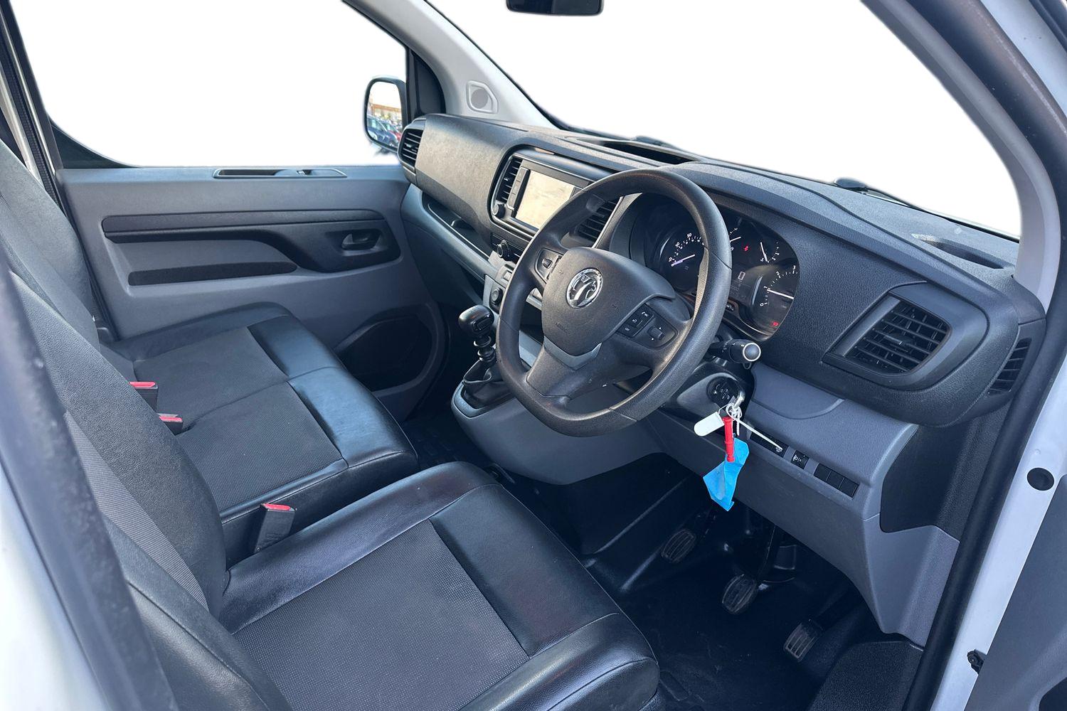 Used Vauxhall Vivaro 2020 for sale - 76649405: Photo 2