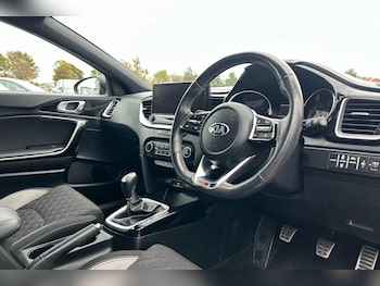 Used Kia Ceed 2021 for sale - 78978378: Photo