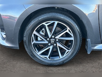 Used Toyota Yaris 2023 for sale - 76746481: Photo