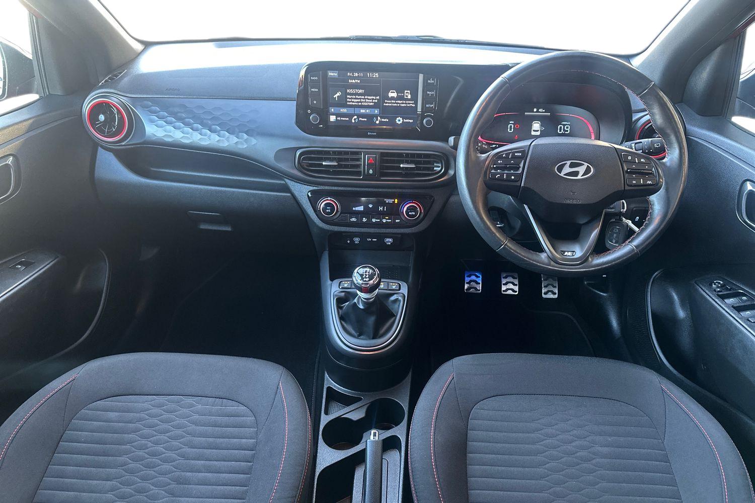 Used Hyundai i10 2023 for sale - 76705338: Photo 4