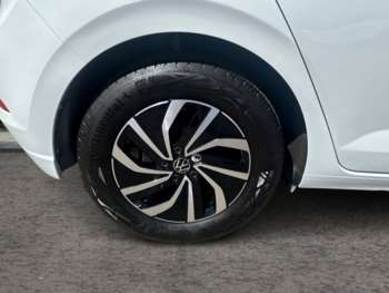 Used Volkswagen Polo 2024 for sale - 74853333: Photo