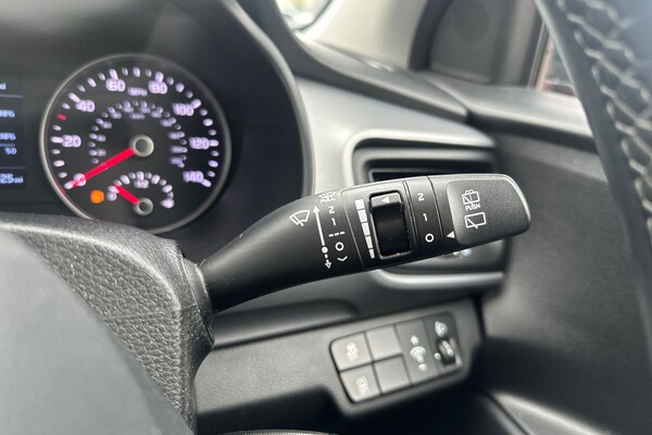 Used Kia Stonic 2019 for sale - 76262574: Photo 20
