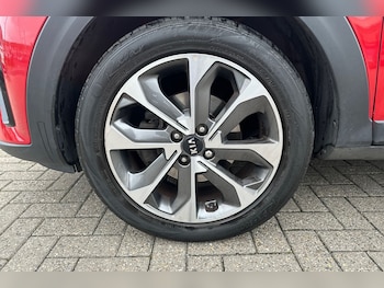Used Kia Stonic 2019 for sale - 76262574: Photo 3