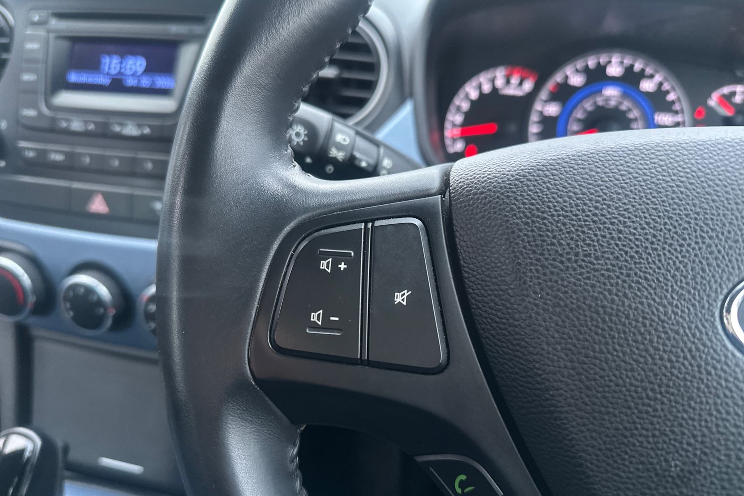 Used Hyundai i10 2016 for sale - 77473222: Photo 18