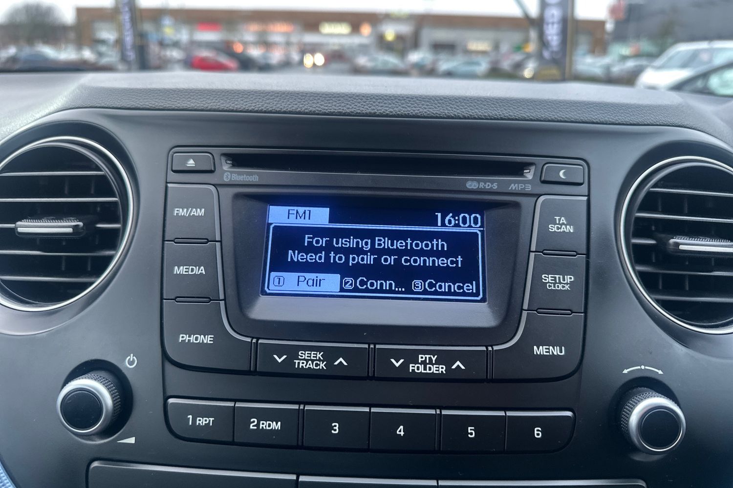 Used Hyundai i10 2016 for sale - 77473222: Photo 24