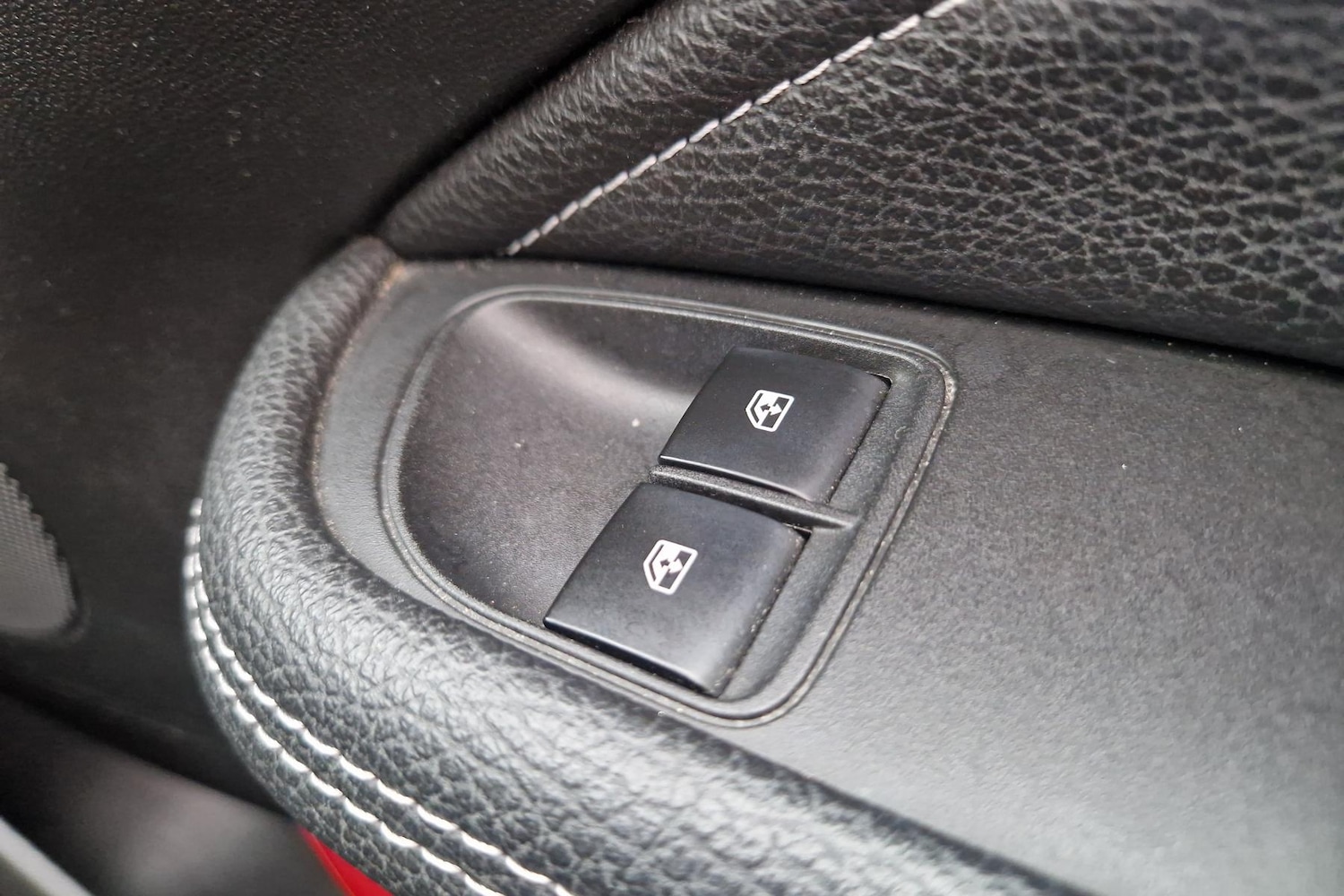 Used Vauxhall ADAM 2015 for sale - 76694114: Photo 17