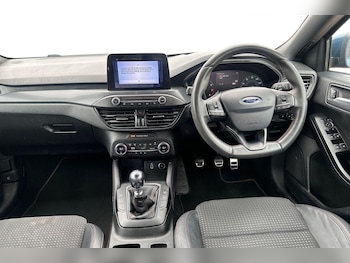 Used Ford Focus 2019 for sale - 76805119: Photo