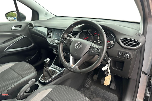 Used Vauxhall Crossland X 2020 for sale - 76298207: Photo 2
