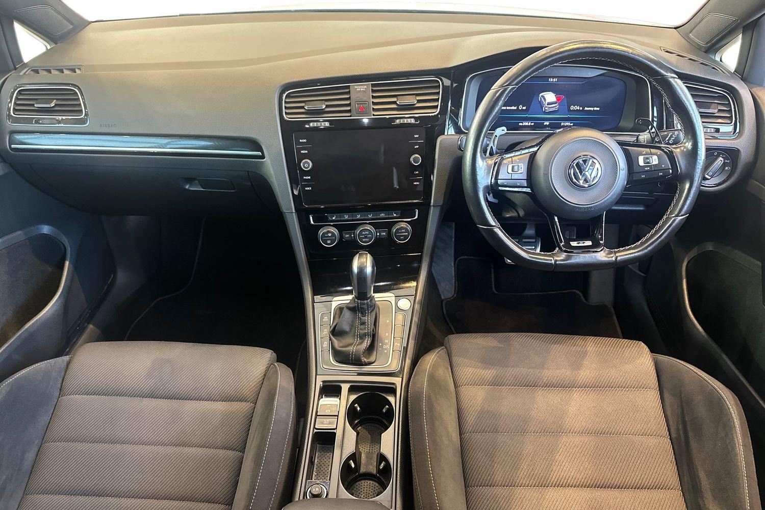 Used Volkswagen Golf 2020 for sale - 76916301: Photo 4