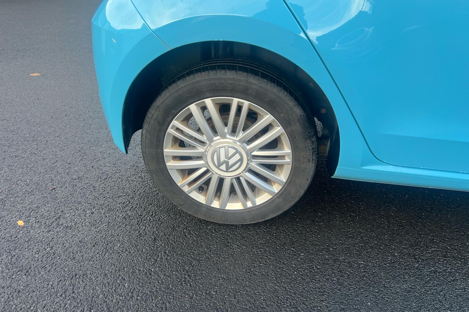 Used Volkswagen up! 2016 for sale - 76516056: Photo 3