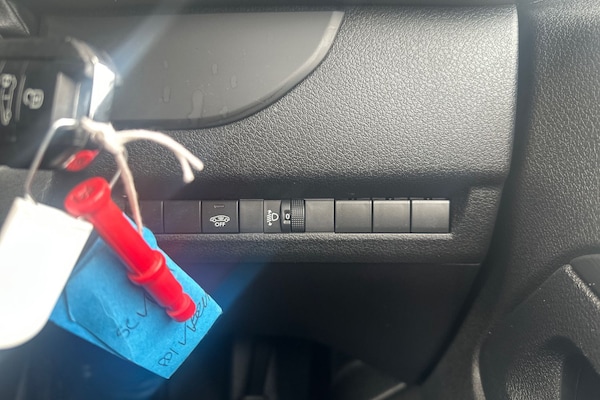 Used Vauxhall Vivaro 2023 for sale - 76155981: Photo 16