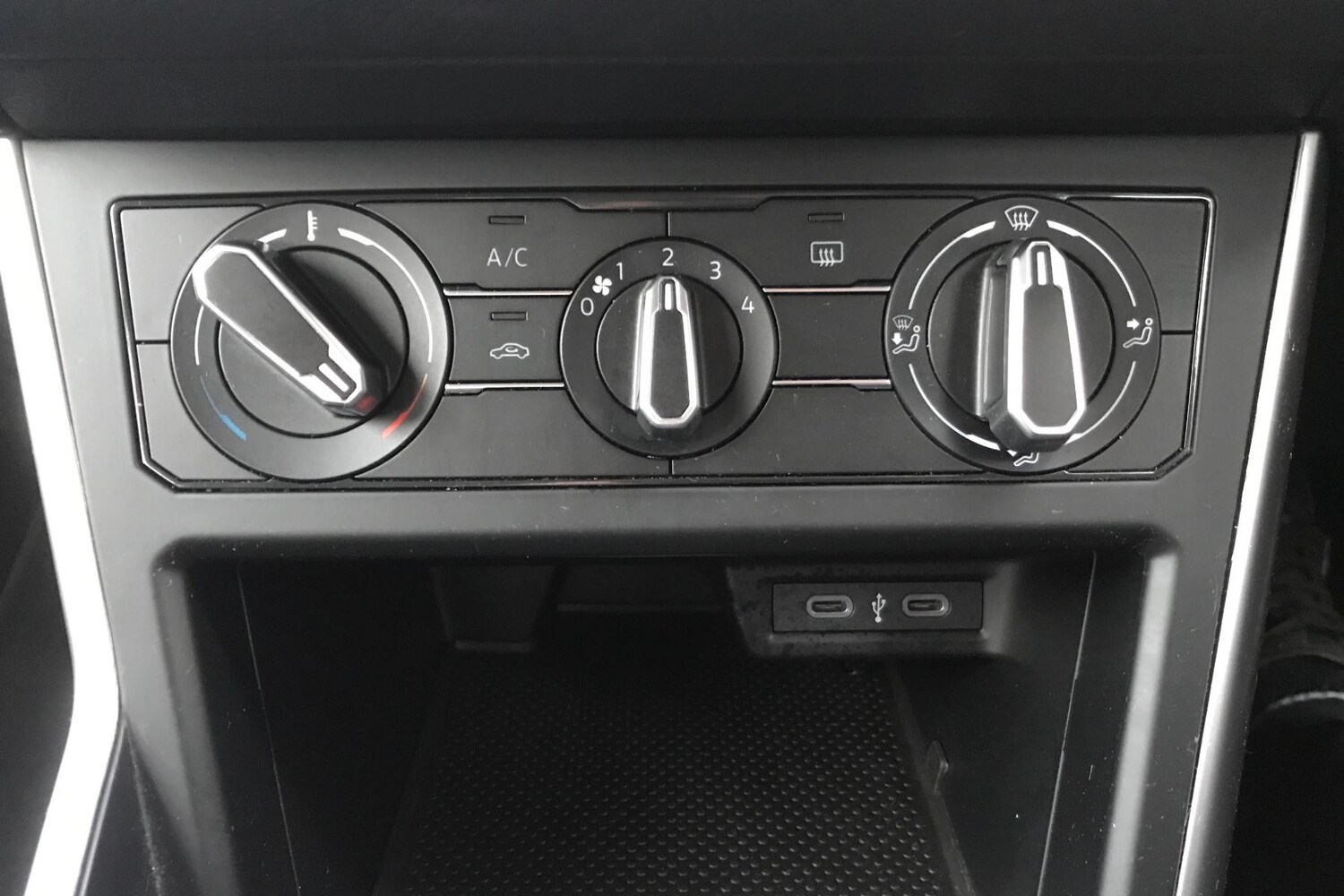 Used Volkswagen Polo 2024 for sale - 77527927: Photo 18