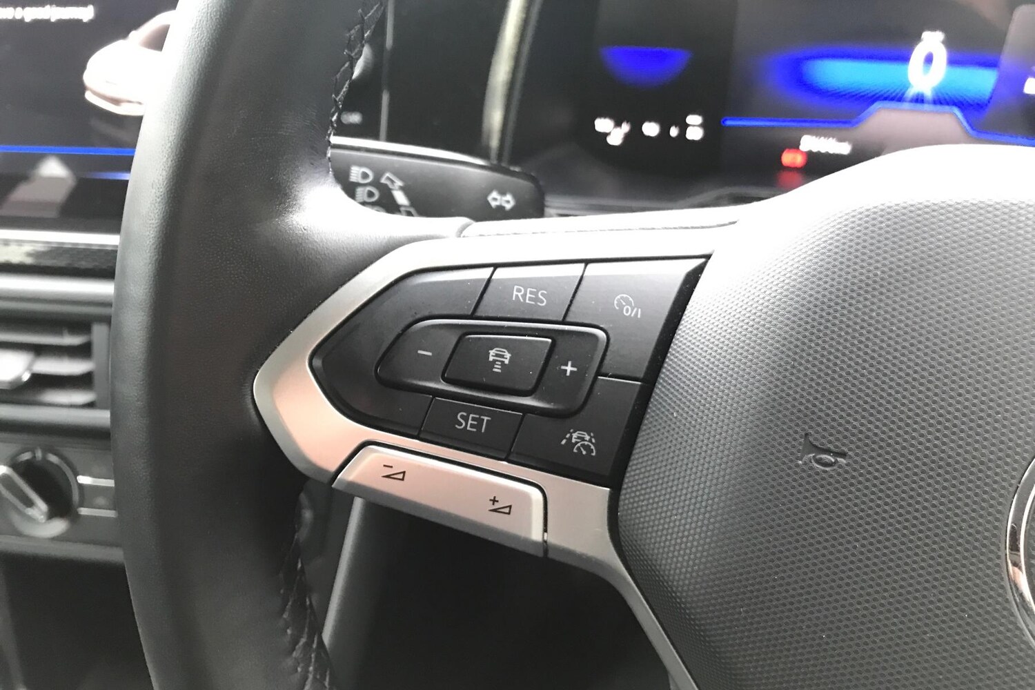 Used Volkswagen Polo 2024 for sale - 77527927: Photo 21