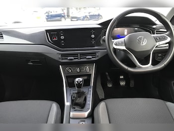 Used Volkswagen Polo 2024 for sale - 77527927: Photo