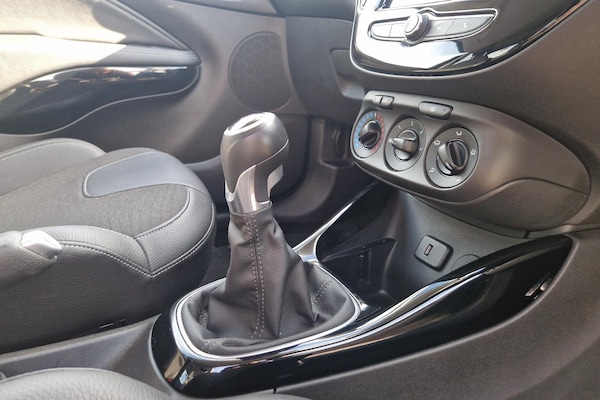 Used Vauxhall ADAM 2016 for sale - 76339432: Photo 14