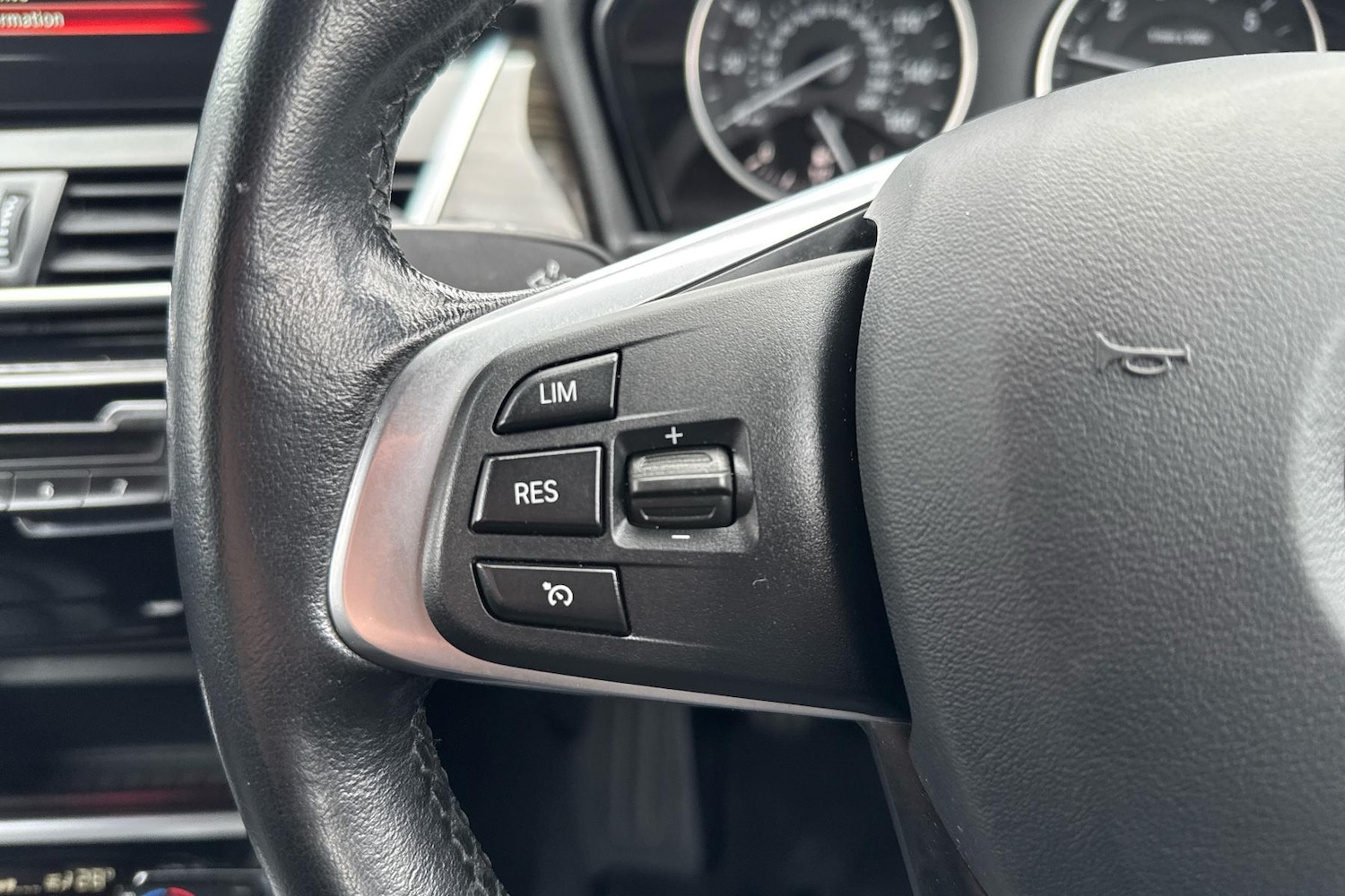 Used BMW 2 Series 2014 for sale - 77390075: Photo 22