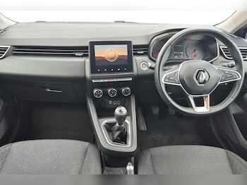 Used Renault Clio 2021 for sale - 78321487: Photo