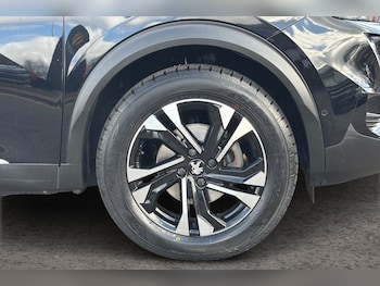 Used Peugeot 2008 2021 for sale - 77842699: Photo