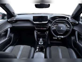 Used Peugeot 2008 2021 for sale - 77842699: Photo