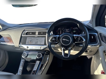 Used Jaguar I-Pace 2020 for sale - 76015697: Photo