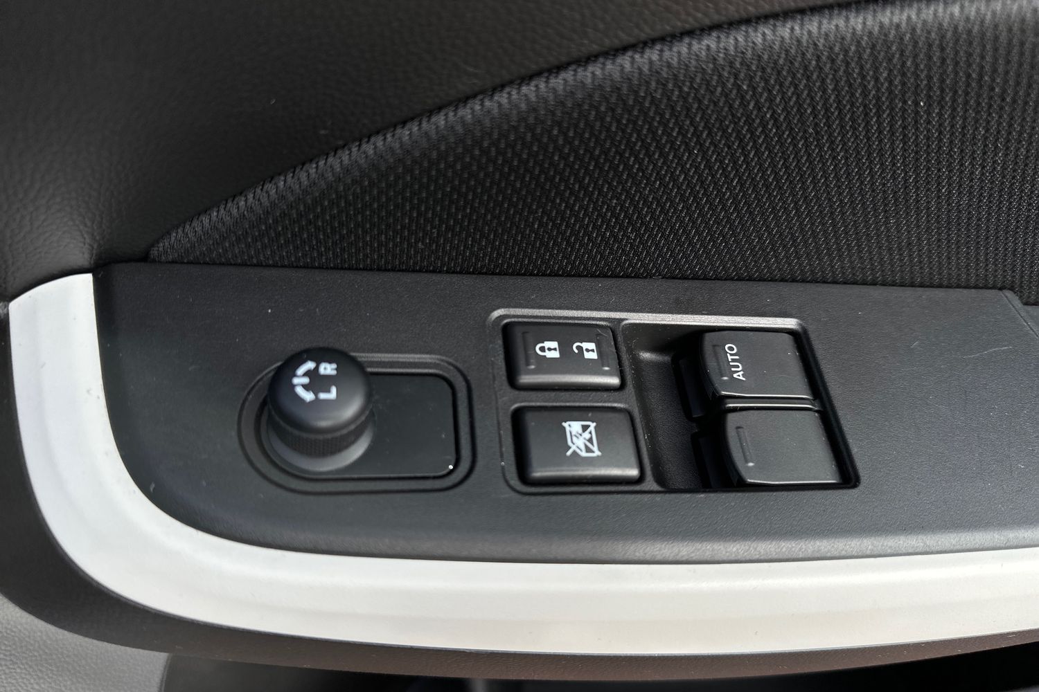 Used Suzuki Swift 2020 for sale - 76087651: Photo 20