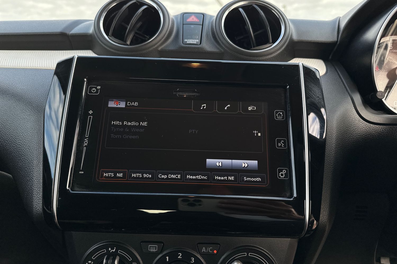 Used Suzuki Swift 2020 for sale - 76087651: Photo 24