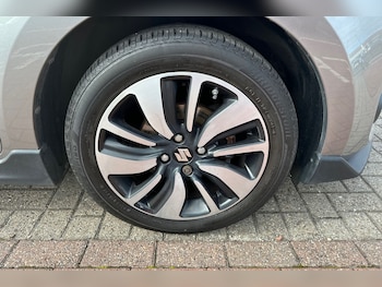 Used Suzuki Swift 2020 for sale - 76087651: Photo 3