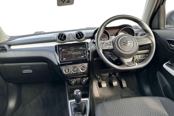 Used Suzuki Swift 2020 for sale - 76087651: Photo 4