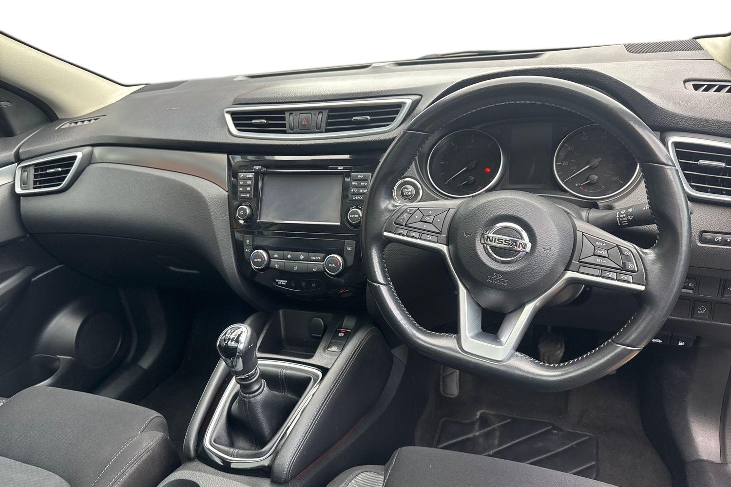 Used Nissan Qashqai 2018 for sale - 77797332: Photo 4