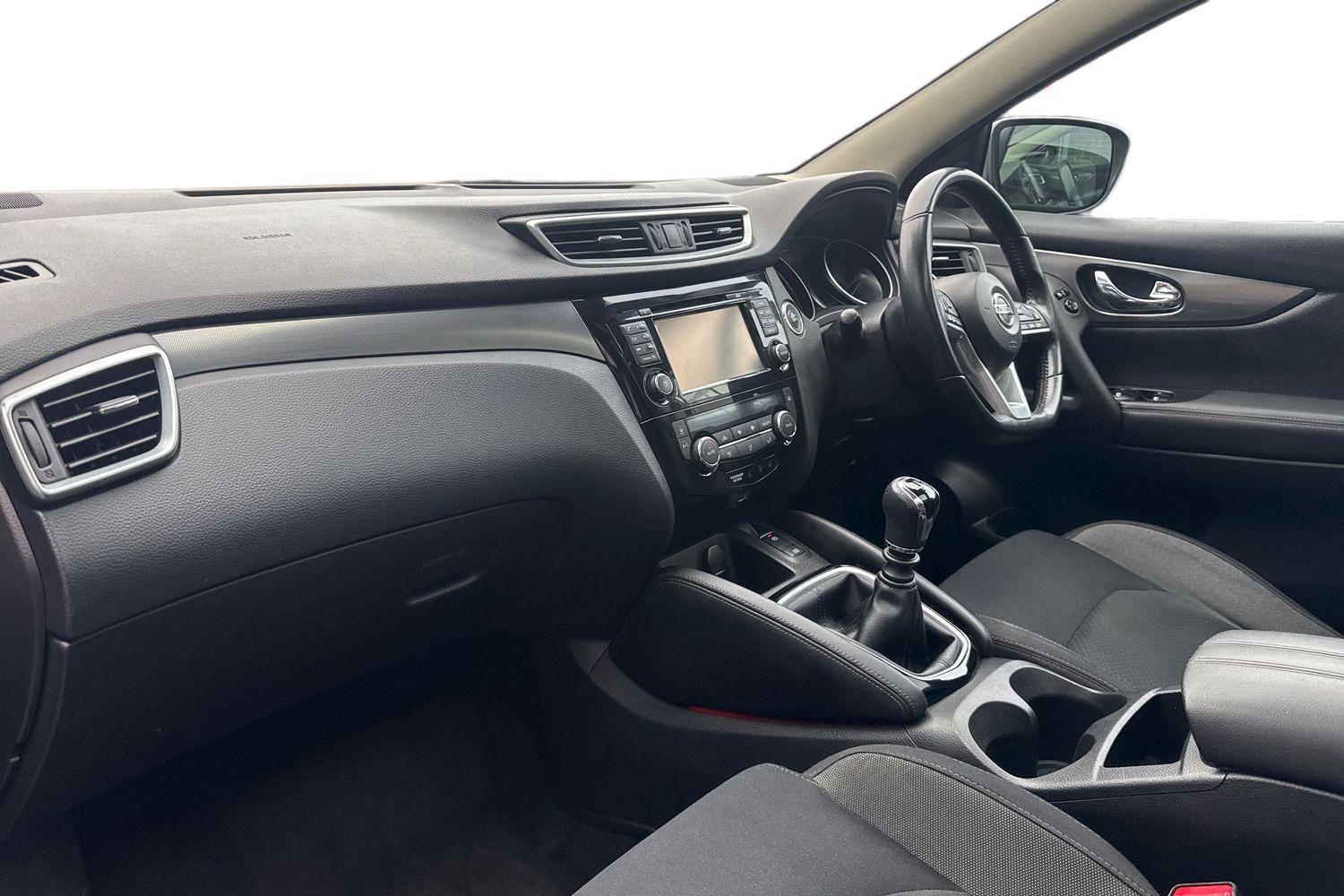 Used Nissan Qashqai 2018 for sale - 77797332: Photo 5