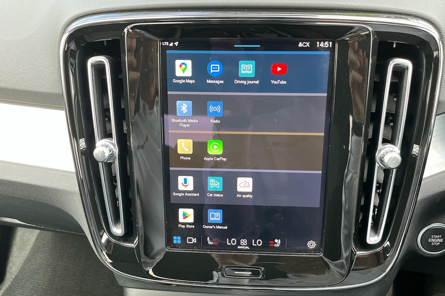 Used Volvo XC40 2023 for sale - 76916289: Photo 21