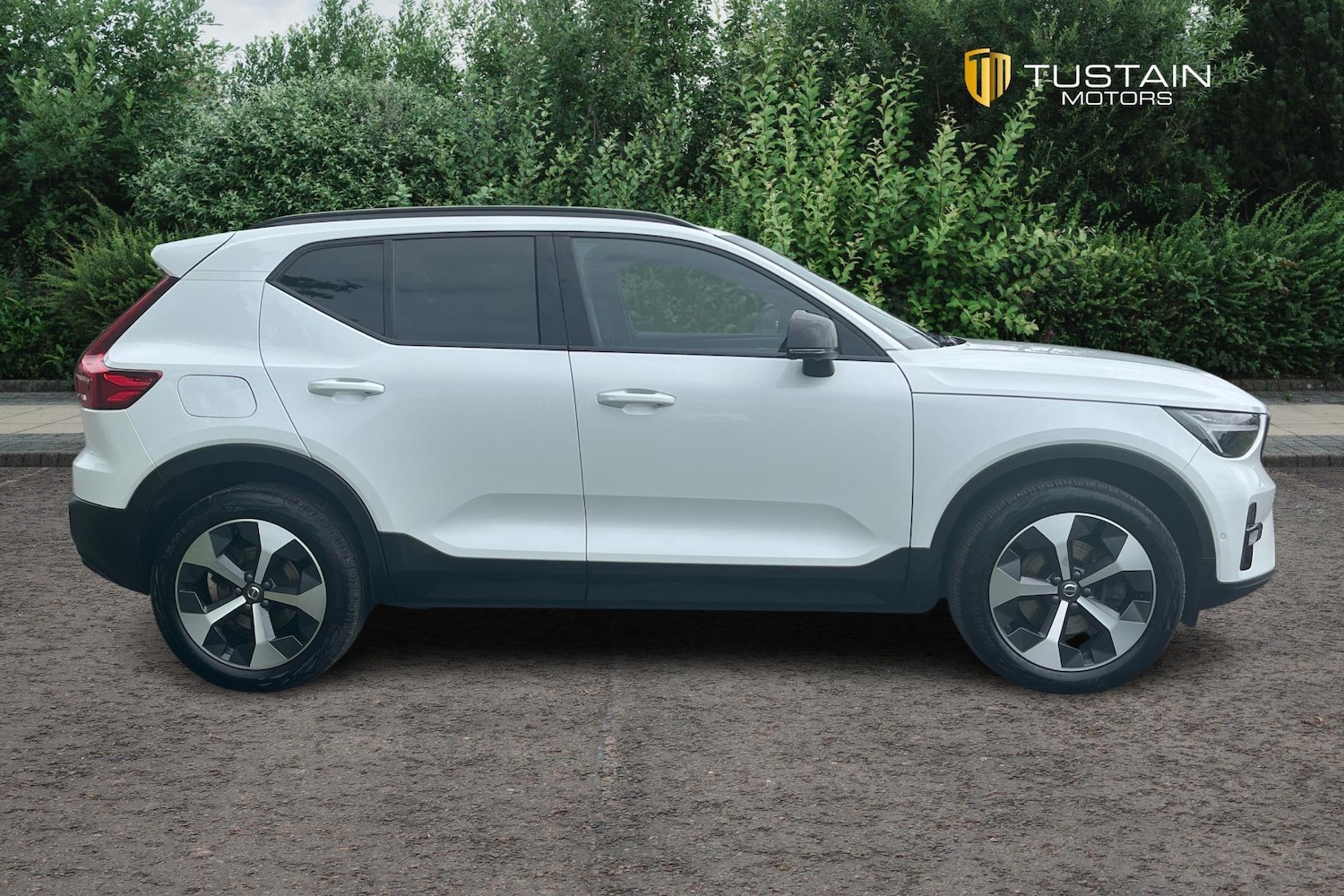 Used Volvo XC40 2023 for sale - 76916289: Photo 8