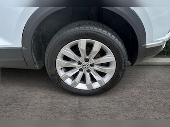 Used Volkswagen T-Roc 2020 for sale - 75699378: Photo