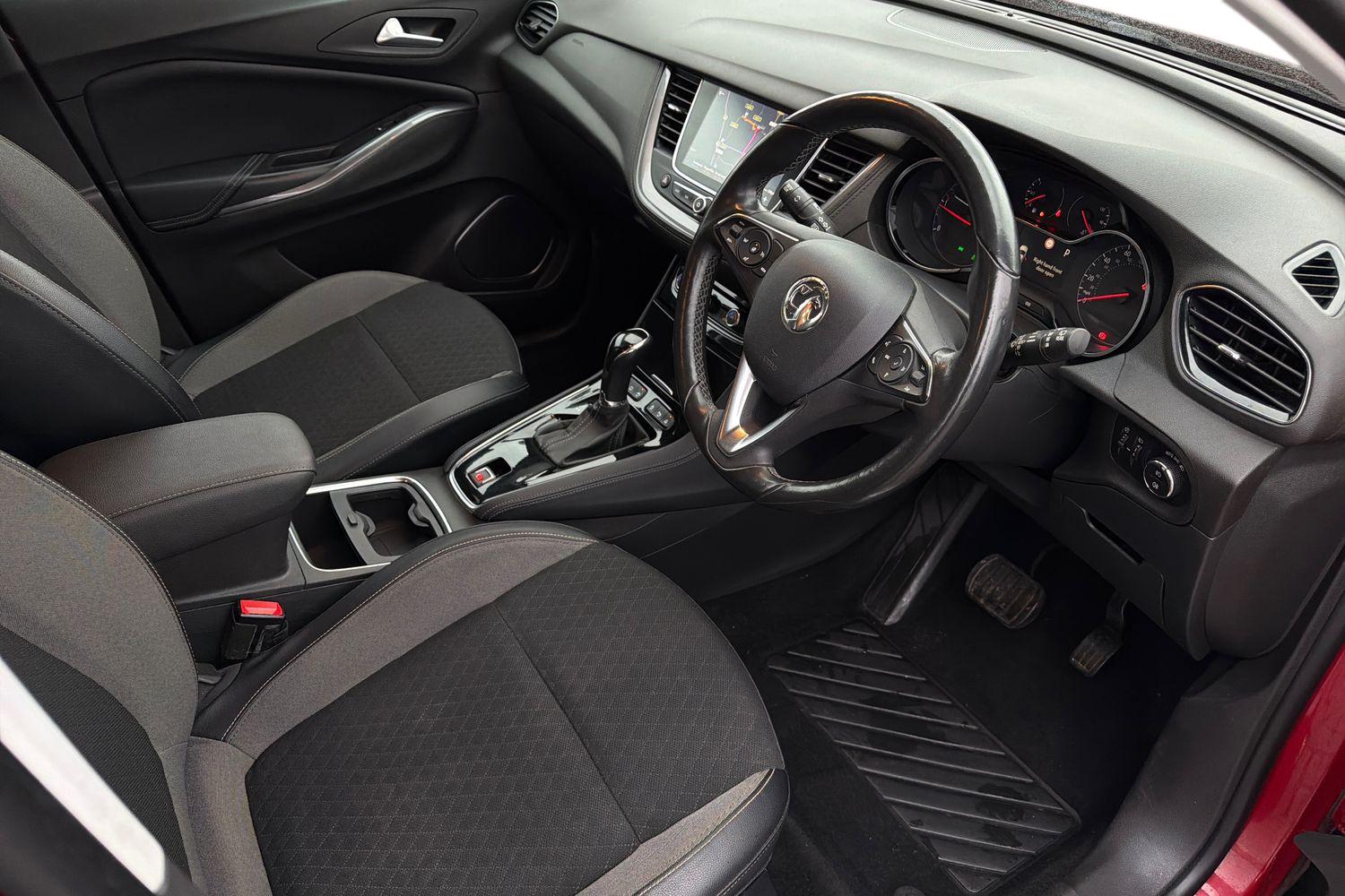 Used Vauxhall Grandland X 2018 for sale - 77415102: Photo 2