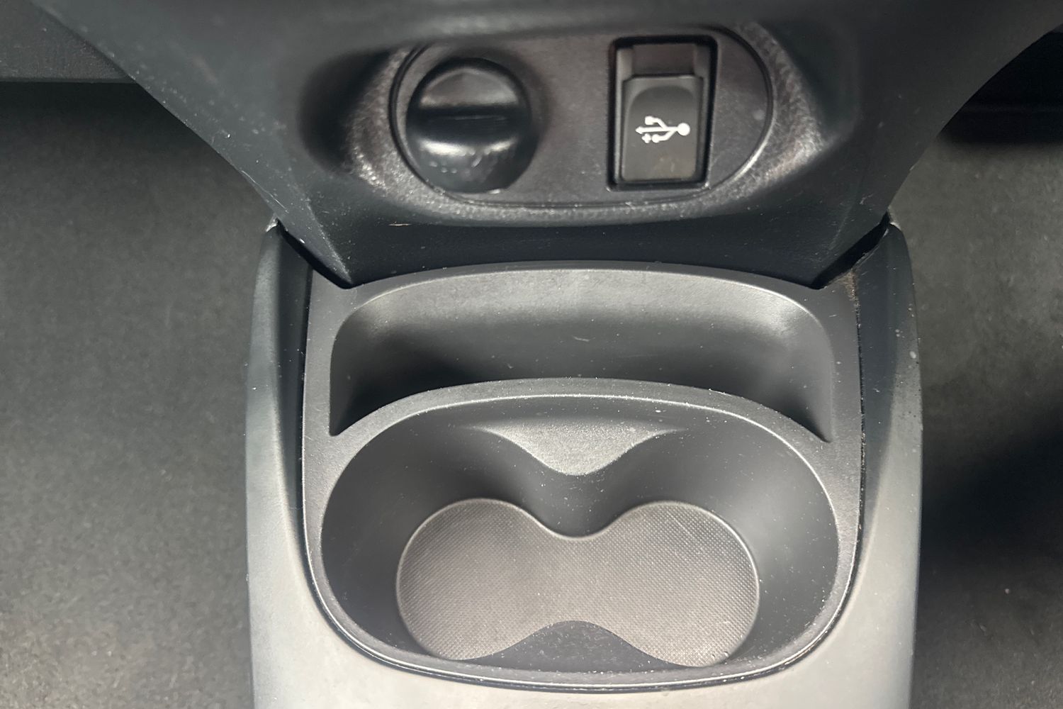 Used Toyota Yaris 2018 for sale - 76588114: Photo 15