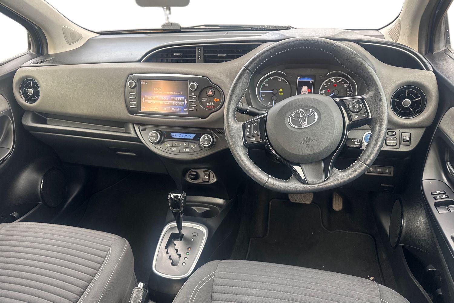 Used Toyota Yaris 2018 for sale - 76588114: Photo 4