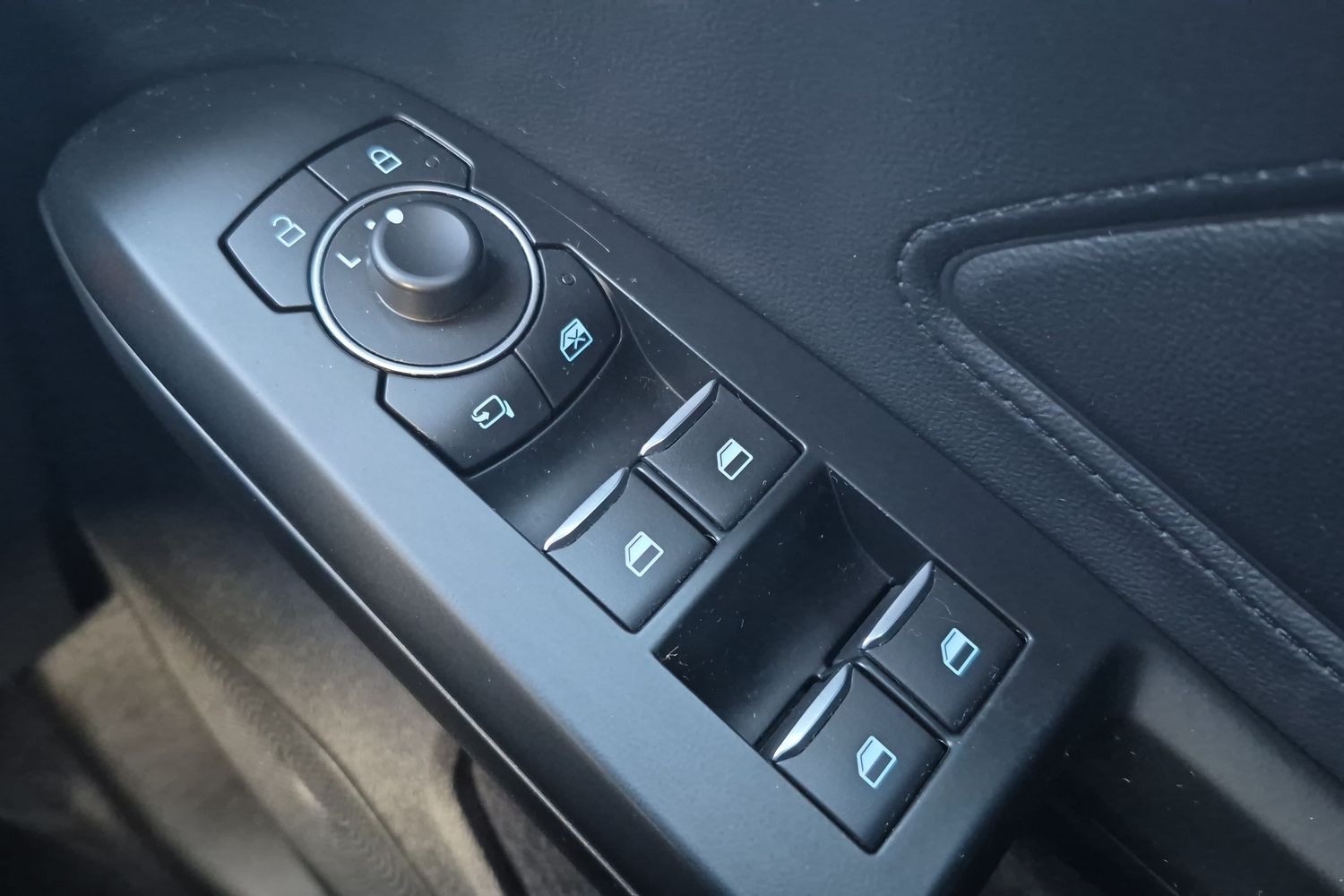 Used Ford Focus 2023 for sale - 77675210: Photo 17