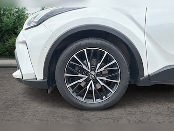 Used Toyota C-HR 2020 for sale - 79014767: Photo