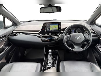 Used Toyota C-HR 2020 for sale - 79014767: Photo