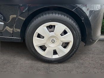 Used Renault Twingo 2016 for sale - 77000389: Photo