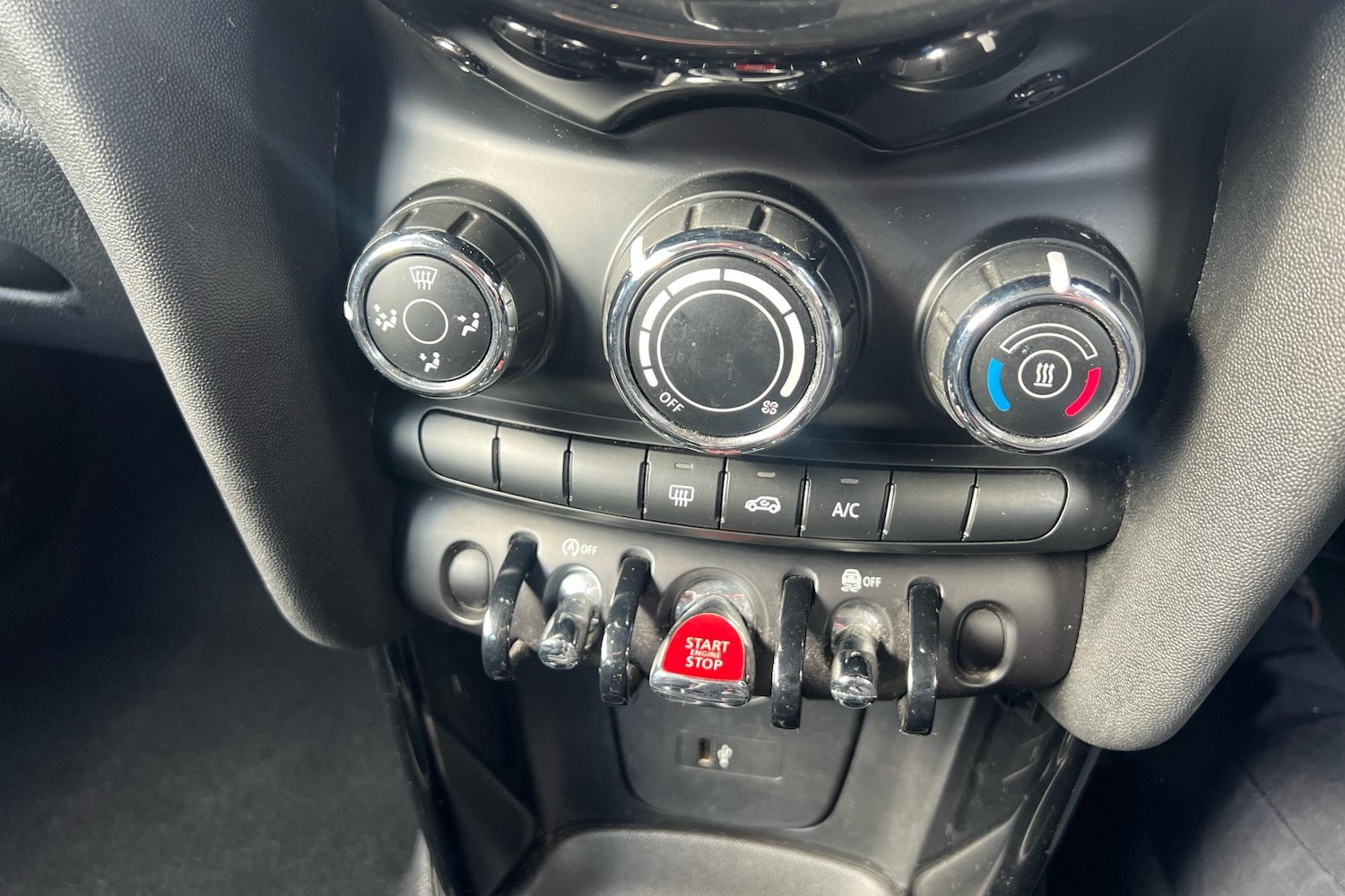 Used MINI Hatch 2018 for sale - 76243456: Photo 16