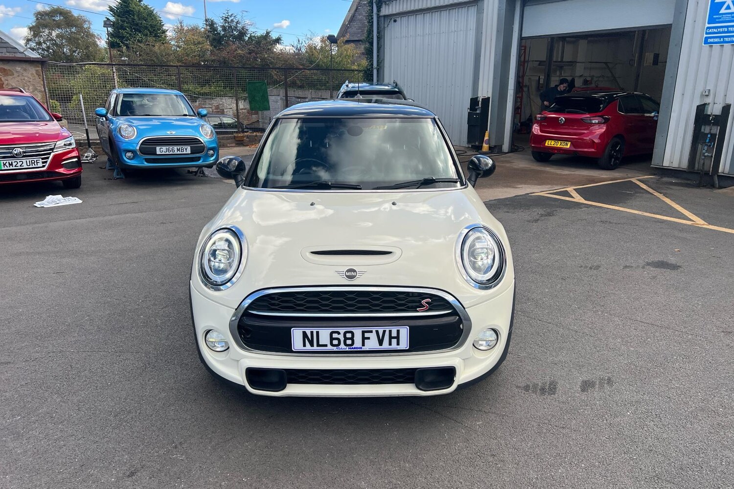 Used MINI Hatch 2018 for sale - 76243456: Photo 20