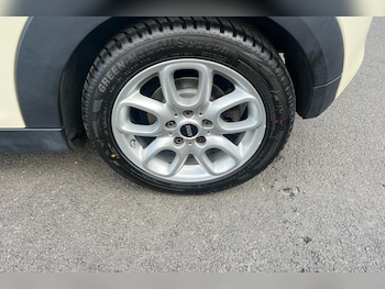 Used MINI Hatch 2018 for sale - 76243456: Photo