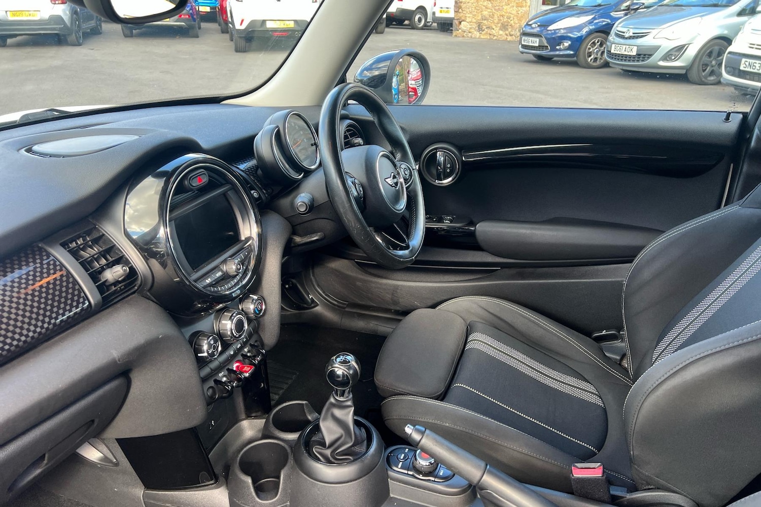 Used MINI Hatch 2018 for sale - 76243456: Photo 5