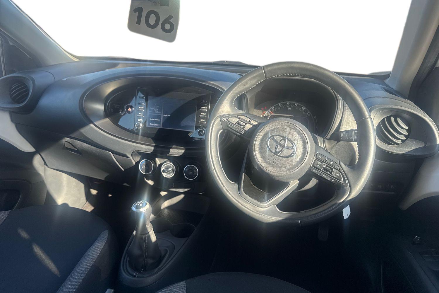 Used Toyota Aygo X 2022 for sale - 75930620: Photo 4