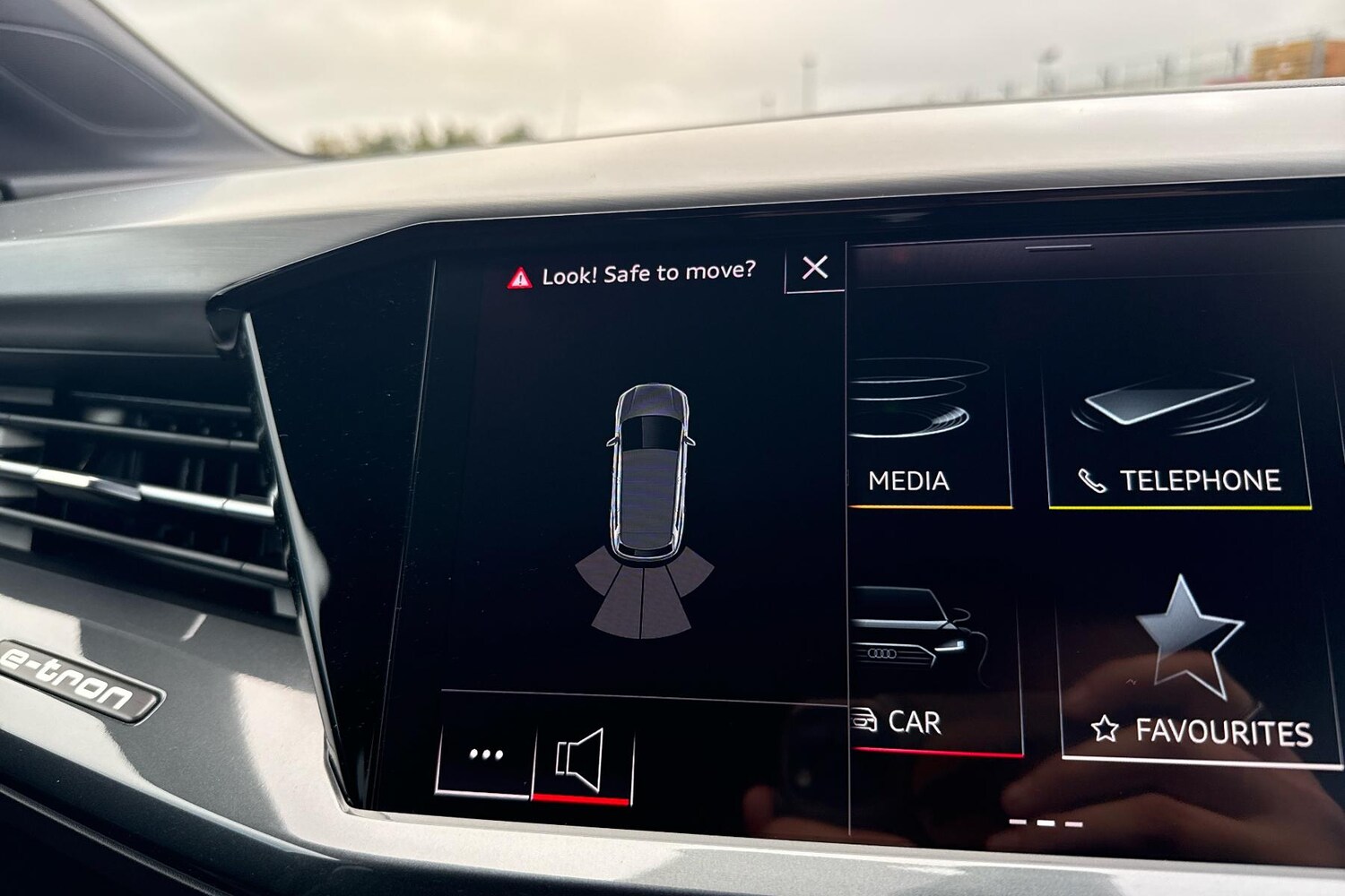 Used Audi Q4 e-tron 2023 for sale - 76351484: Photo 25