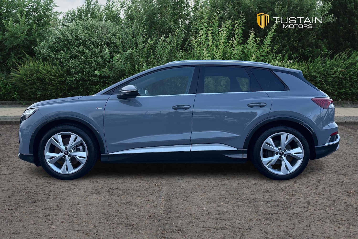 Used Audi Q4 e-tron 2023 for sale - 76351484: Photo 9