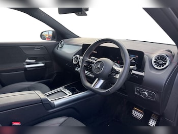 Used Mercedes-Benz EQA 2025 for sale - 76411509: Photo